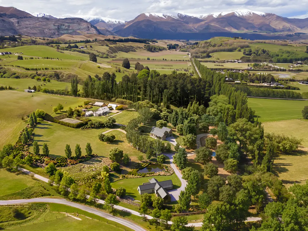 Speargrass Park — NZ Sotheby's International Realty Wanaka