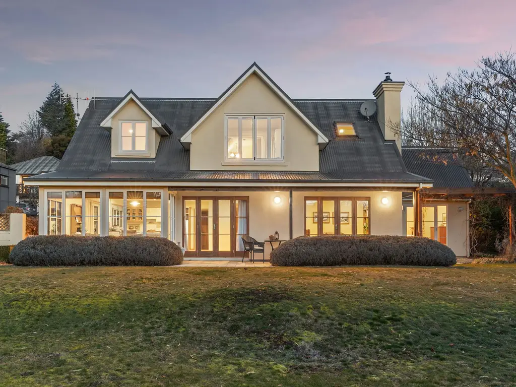 80 Roche Street, Wanaka — NZ Sotheby's International Realty Wanaka