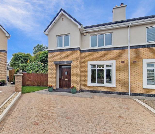 14 Clonlea, Shanballa, Ennis, Co Clare Semi-detached House — DNG O'Sullivan Hurley