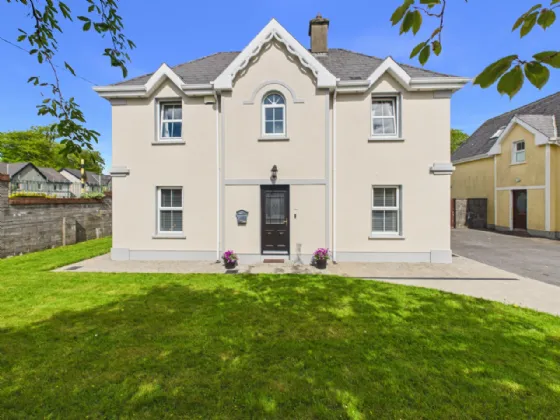 1 Powerscourt Tulla Co Clare V95 F409 — Sherry FitzGerald O'Meara (Ennis & Shannon)