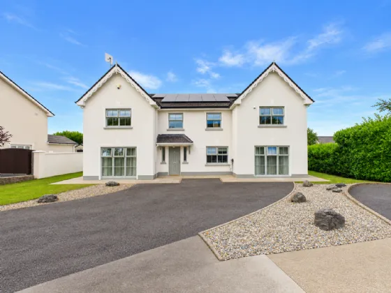 10 Rockmount Grove Cahercalla Beg Ennis Co Clare V95 R8D6 — Sherry FitzGerald O'Meara (Ennis & Shannon)