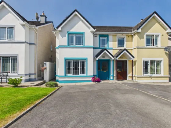 4 Lios Ard Tulla Road Ennis Co Clare V95 FKH2 — Sherry FitzGerald O'Meara (Ennis & Shannon)