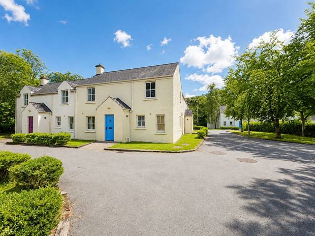 28 Bunratty Castle Gardens, Bunratty, Co. Clare End Of Terrace House — Quinn Property Management
