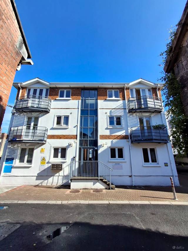 Bank Place Apartments, Bindon Lane, Ennis, Co. Clare Apartment — Quinn Property Management