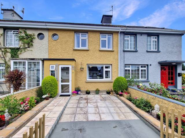 8 Marian Avenue, Ennis, Co. Clare House — DNG O'Sullivan Hurley