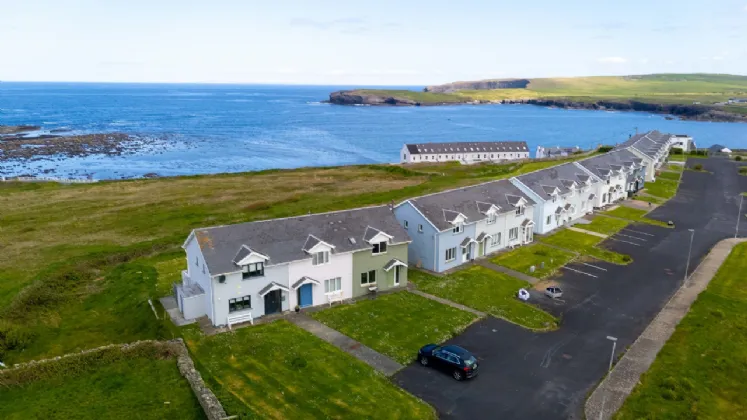3 Atlantic View Holiday Homes West End Kilkee Co Clare V15 PH32 — Sherry FitzGerald O'Meara (Ennis & Shannon)