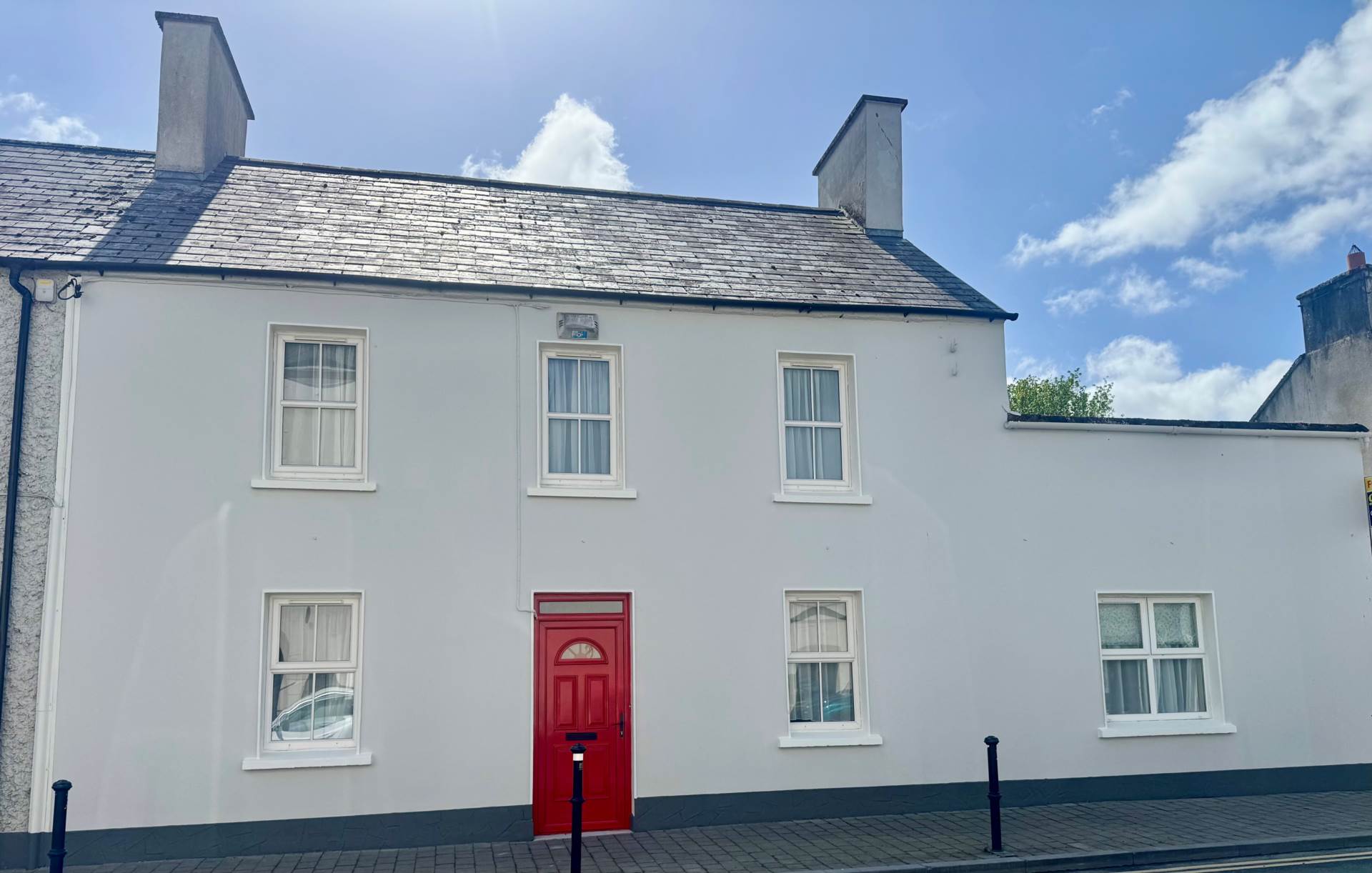 3 Patrick Street, Clarecastle, Ennis, Co. Clare Town House — Costelloe Estate Agents