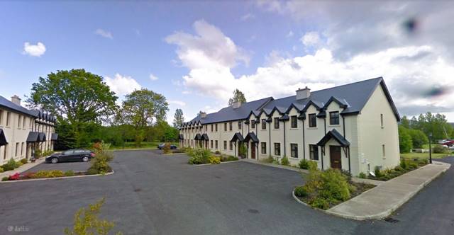 Carrownakilly Quay, Ballycuggaran, Ogonnelloe, Killaloe, Co. Clare House — Quinn Property Management