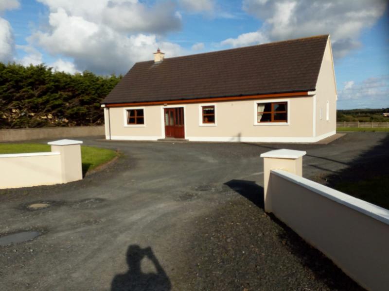 SHRAGH, KILRUSH, CO. CLARE V15 YX36. — Streets Ahead Properties