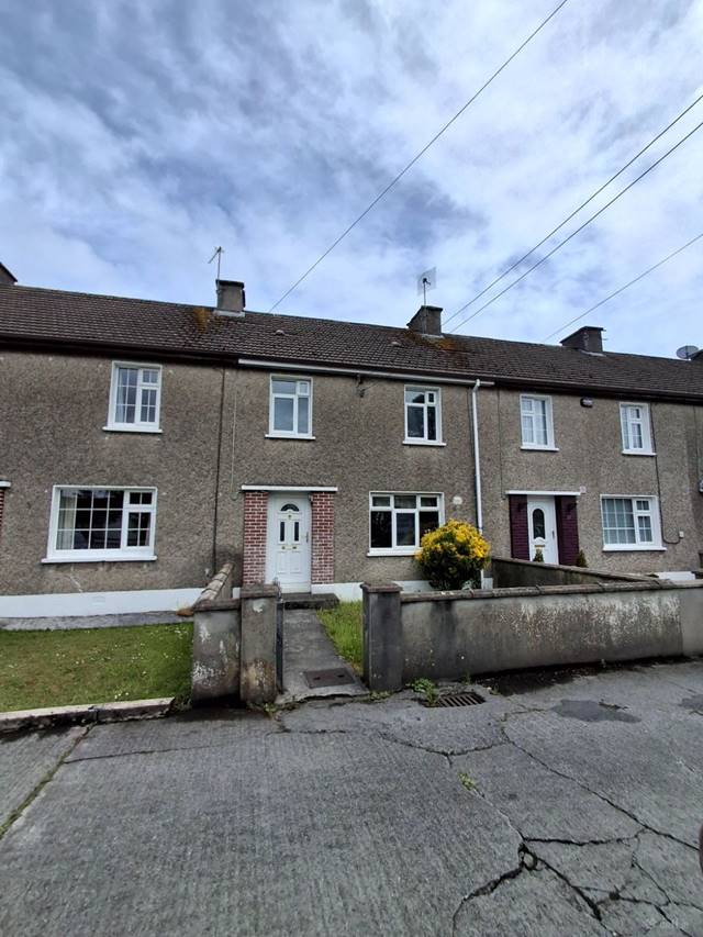 Madden’s Terrace, Clarecastle, Co. Clare House — Quinn Property Management