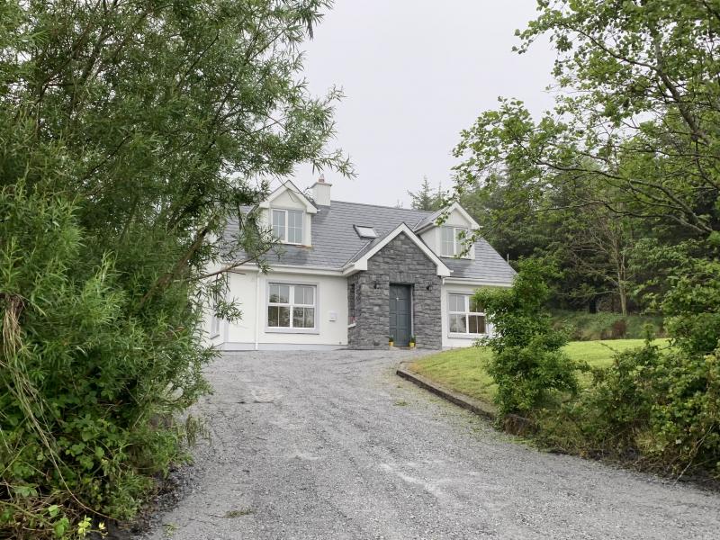 KNOCKASKEHEEN, LISDOONVARNA, CO. CLARE... — Streets Ahead Properties