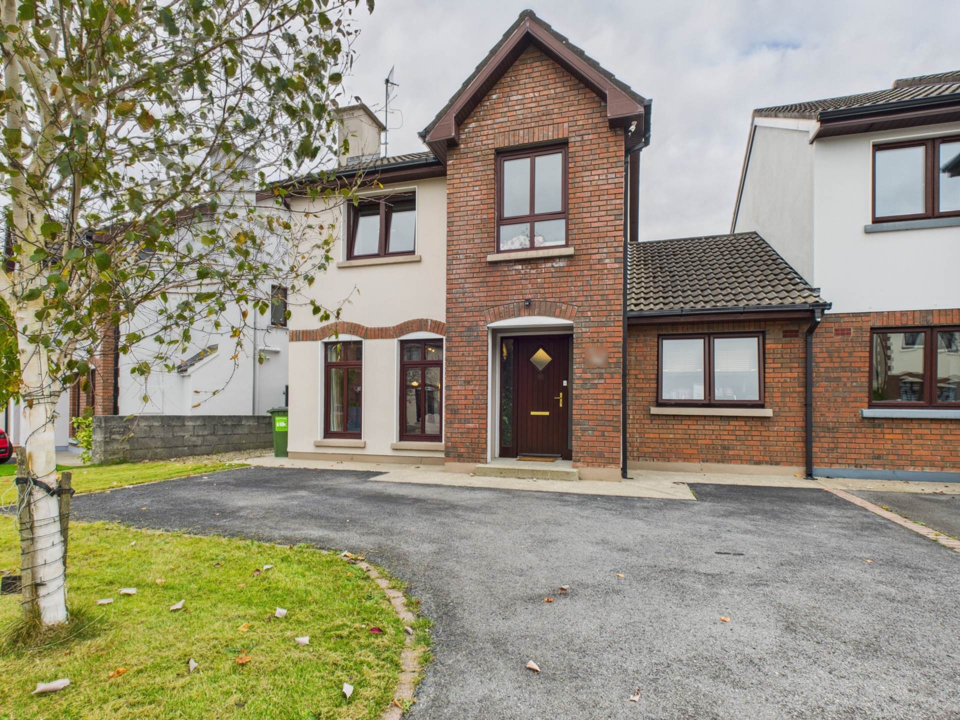 57 Woodhaven, Kilrush Road, Ennis, Co. Clare V95 P5KC Semi-Detached House — Costelloe Estate Agents