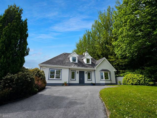 5 Showgrounds View, Ennis, Co. Clare Detached House — DNG O'Sullivan Hurley
