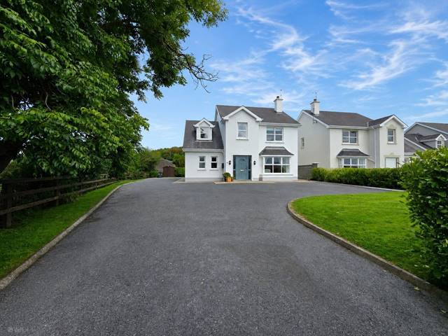 12 Woodfield Drive, Kilrush, Co. Clare Detached House — DNG O'Sullivan Hurley