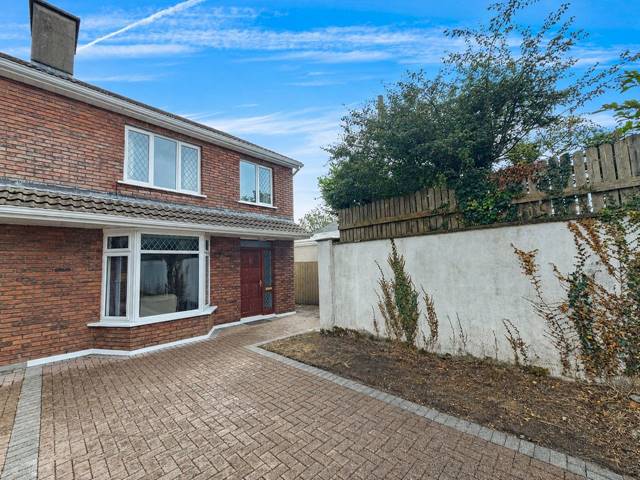 9 Carrig An Oir, Tobarteascain, Ennis, Co Clare Semi-detached House — DNG O'Sullivan Hurley