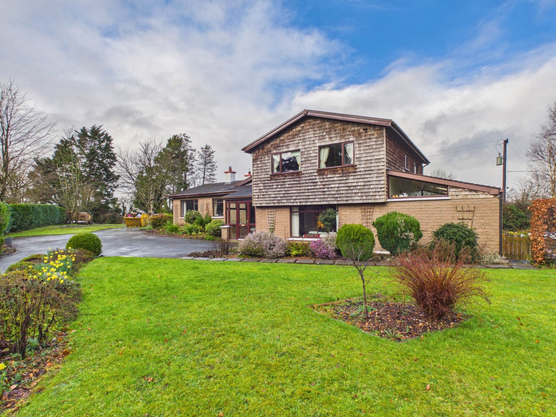 Bunglas, Deerpark, Bunratty, Sixmilebridge, Co. Clare V95X3P3 Detached House — Costelloe Estate Agents