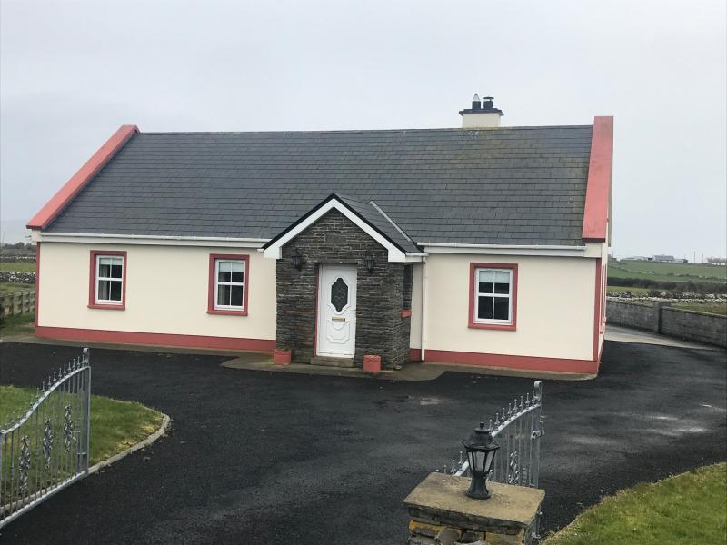 Teeraghbeg, Liscannor, Co. Clare V95 E... — Streets Ahead Properties