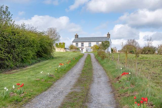 Broomhill, Kilrush, V15 RT28 House — Pat Considine Auctioneers