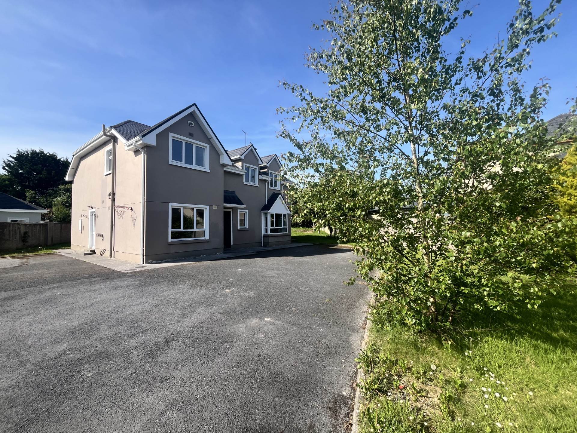 9 Woodstock Hill, Ennis, Co. Clare Detached House — Costelloe Estate Agents