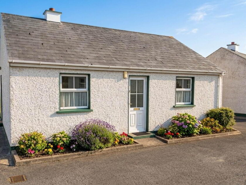 7 Fairgreen, Fair Hill, Dungloe, County Donegal , F94 YK77 — Campbells Auctioneers