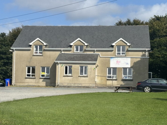 "Ardara Laundrette & Dry Cleaners", Ardara, Donegal, F94DE70 — Anderson Auctioneers