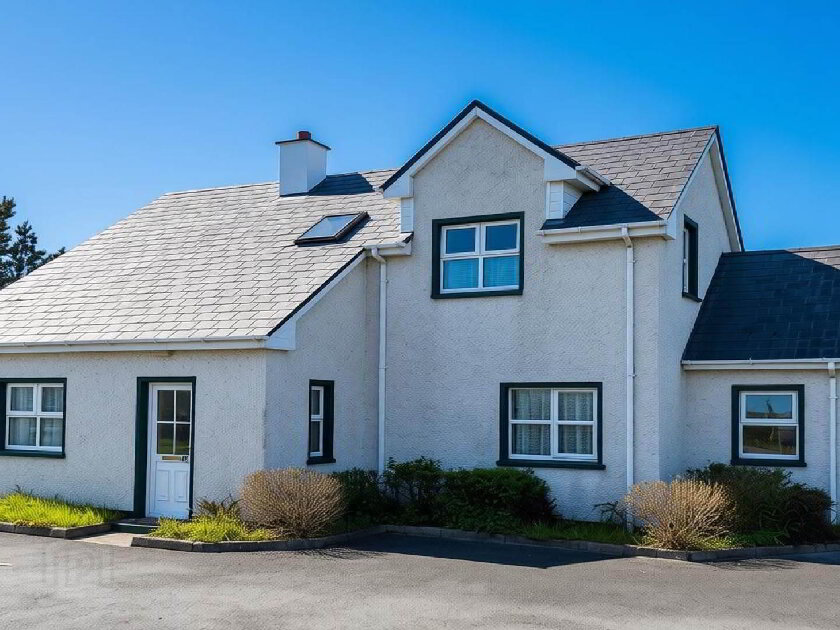 15 Fairgreen, Fairhill, Dungloe, County Donegal , F94 VP80 — Campbells Auctioneers