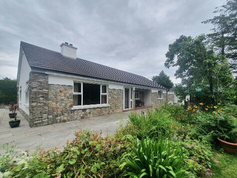 Revlin Donegal Town, F94 PC4V — DMcL Estates