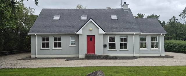 Roscad, Creeslough, Co. donegal Detached House — Louis Boyce Auctioneer and Valuer