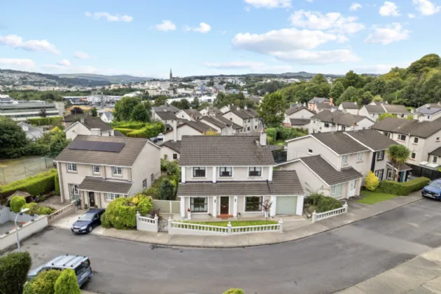 17 Oaklands Park Letterkenny Co. Donegal F92 DNE6 — Sherry FitzGerald Paul Reynolds