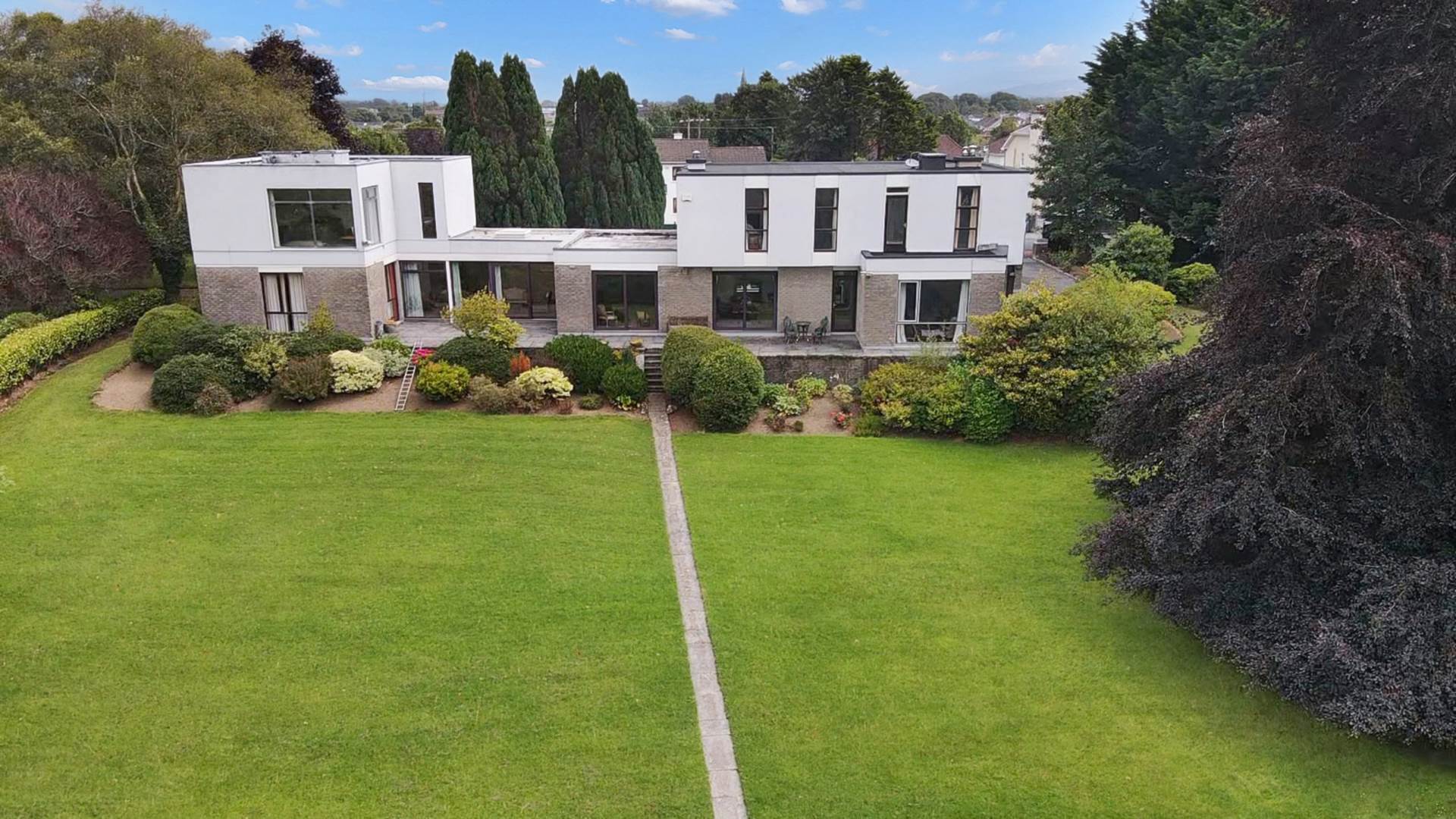 Glenbrack Road, Gort, Co. Galway H91 D52H Detached House — Farrell Auctioneers & Estate Agents Ltd