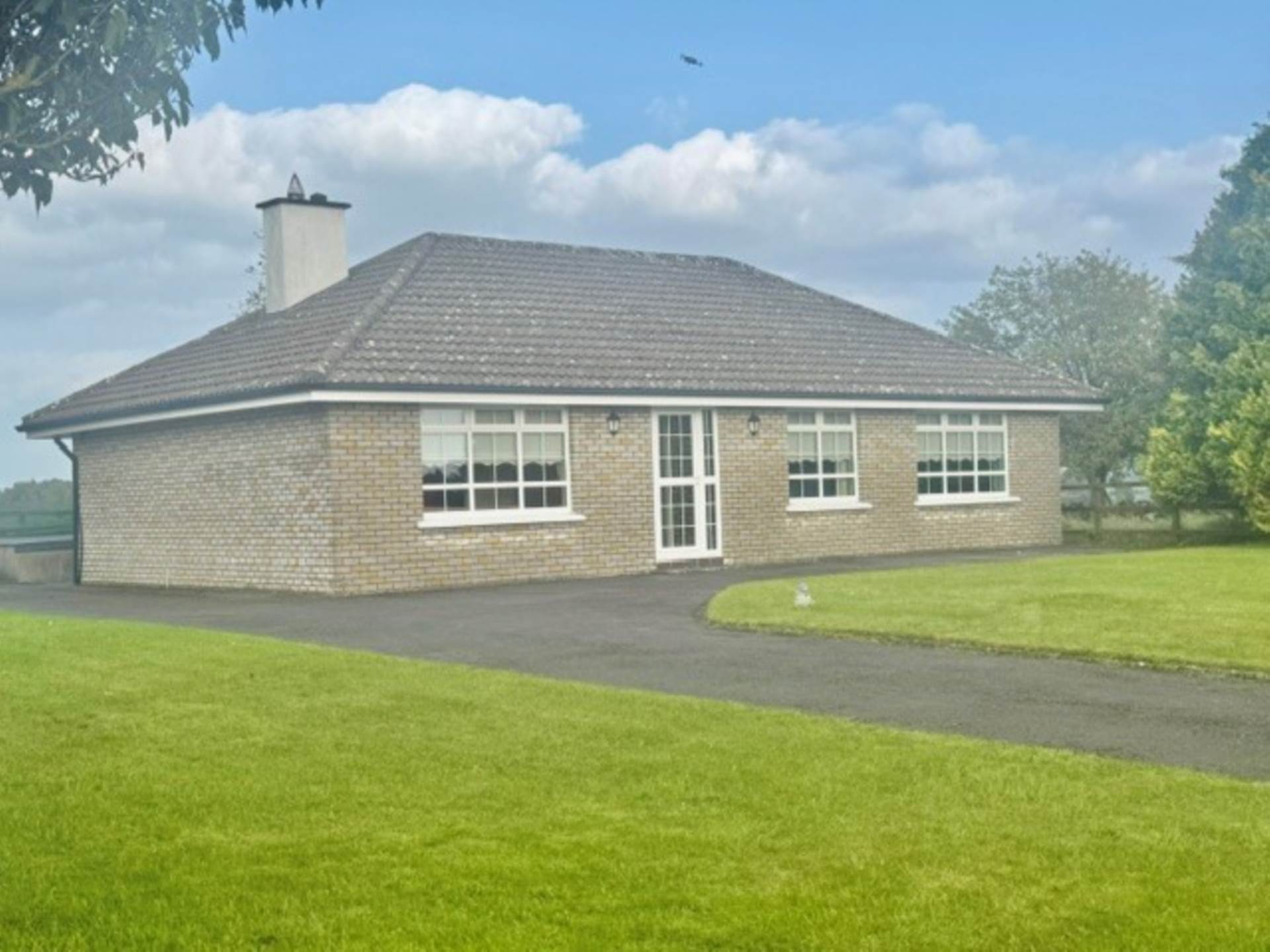Moneen East, Ardrahan, Co. Galway, H91 EPR6 Detached House — Farrell Auctioneers & Estate Agents Ltd