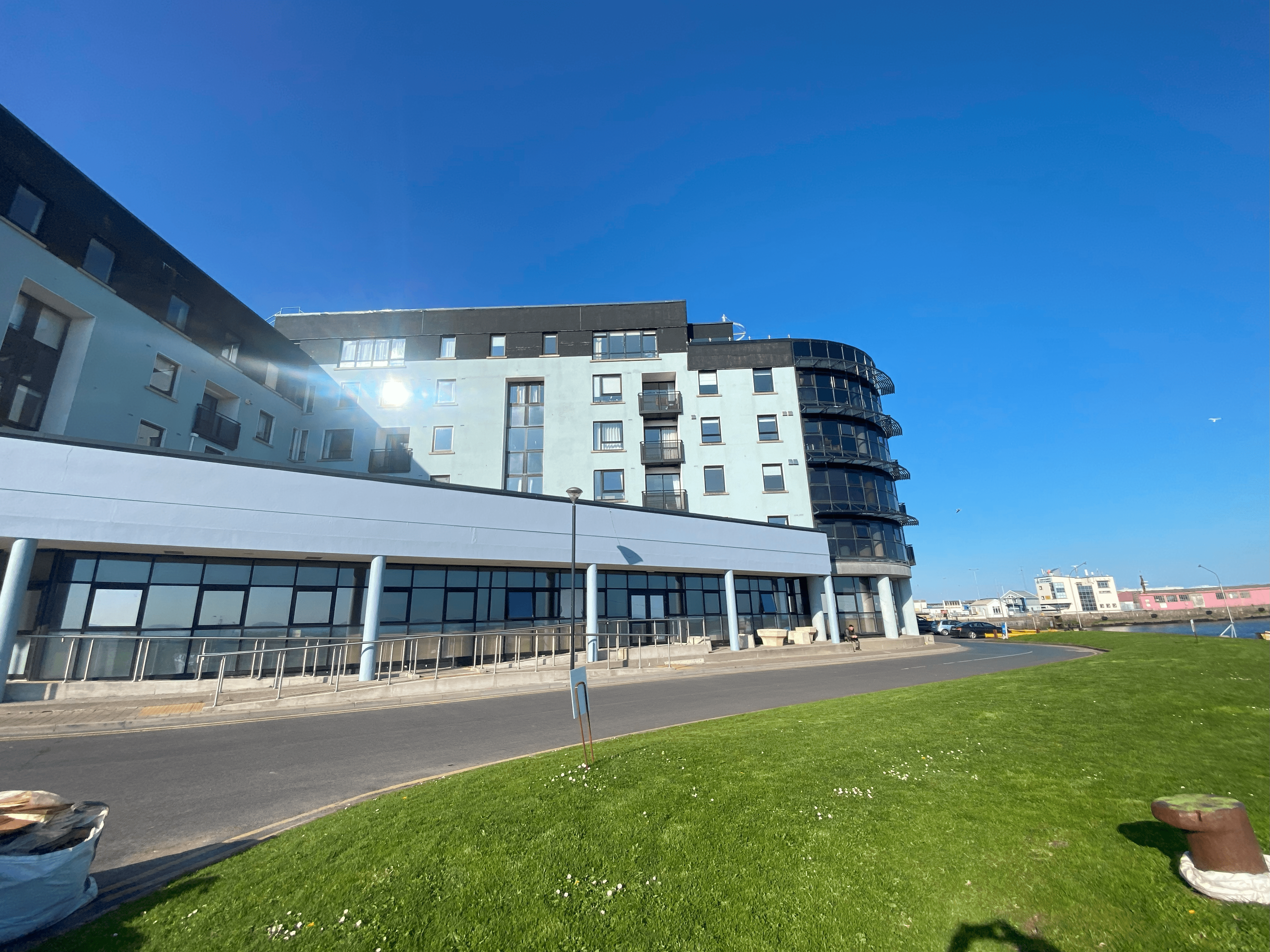 33 Aengus House, The Docks, Galway City, Central Apartment. — 5SRE / Five Star Real Estate