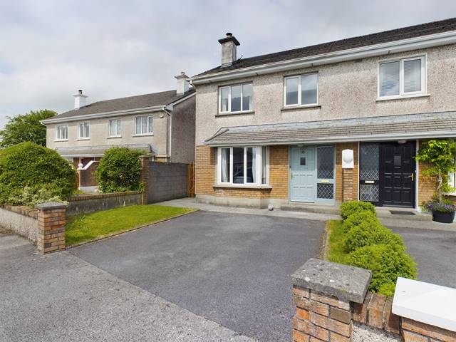 10 Ard Esker, Athenry, Co. Galway Semi-detached House — John Dolan Auctioneers Ltd