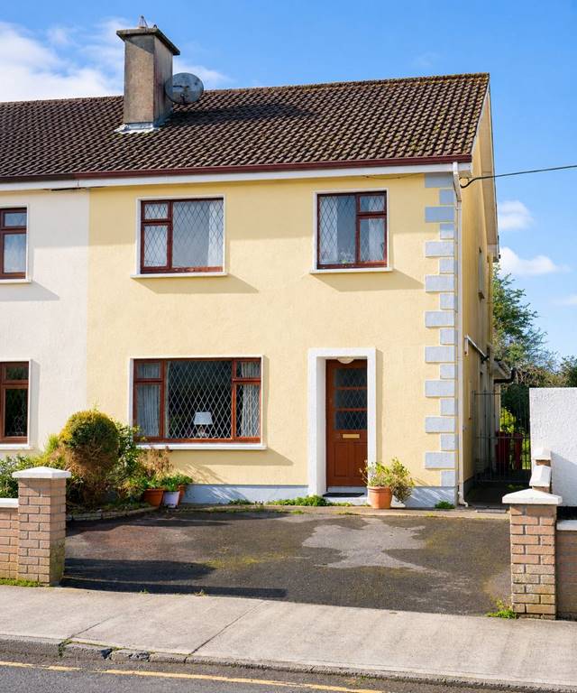 10 Greenfields Road, Newcastle, Co. Galway — Fair Deal Property