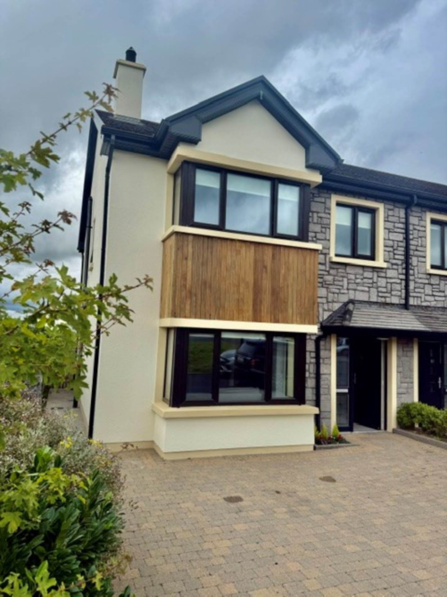 81 Carraig Mor, Caherronan, Loughrea, Co. Galway Semi-Detached House — Farrell Auctioneers & Estate Agents Ltd