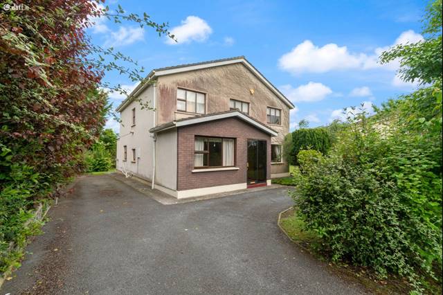 5 Ashfield Drive, Ballinasloe, Co. Galway Detached House — John Dolan Auctioneers Ltd