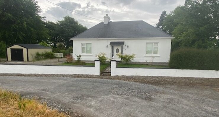 Croaghill,Williamstown,Co Galway F45HY61 – 3 Bed Bungalow recently renovated — Gerry Coffey Auctioneer and Valuer
