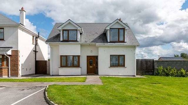 44 Rath Glas, Creagh, Ballinasloe, Co. Galway Detached House — John Dolan Auctioneers Ltd
