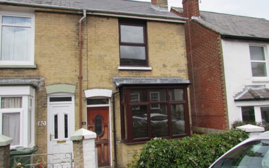 2 bedroom house in Cowes — More – The Letting Centre