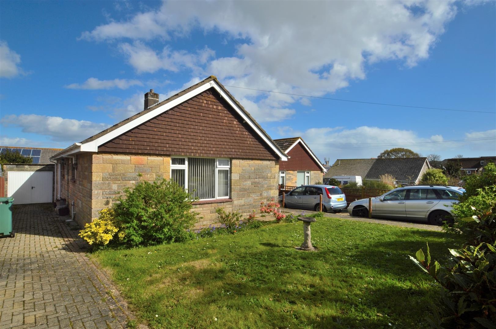 Jameson Gardens, Totland — Wright Estate Agency