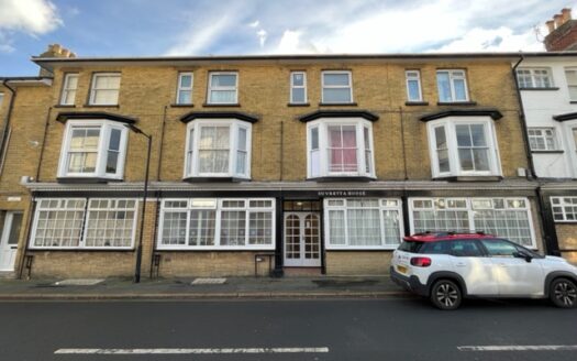 1 bedroom flat in Shanklin — More – The Letting Centre
