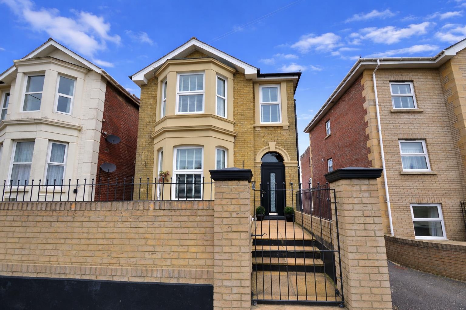 Atherley Road, Shanklin — Wright Estate Agency