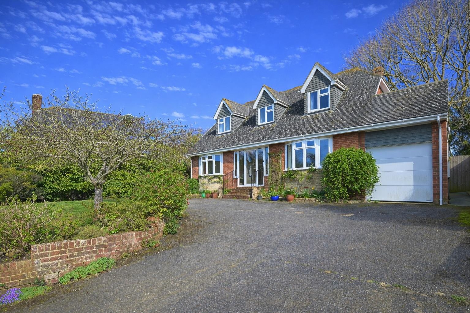 Alverstone Road, Apse Heath — Wright Estate Agency