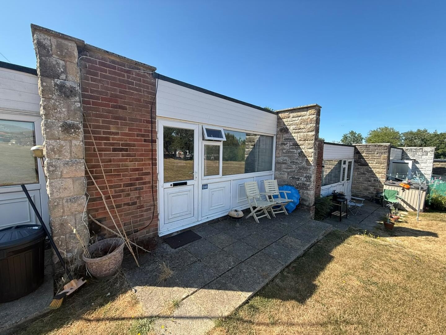 Gurnard Pines, Cockleton Lane, Cowes — Red Squirrel Property Shop