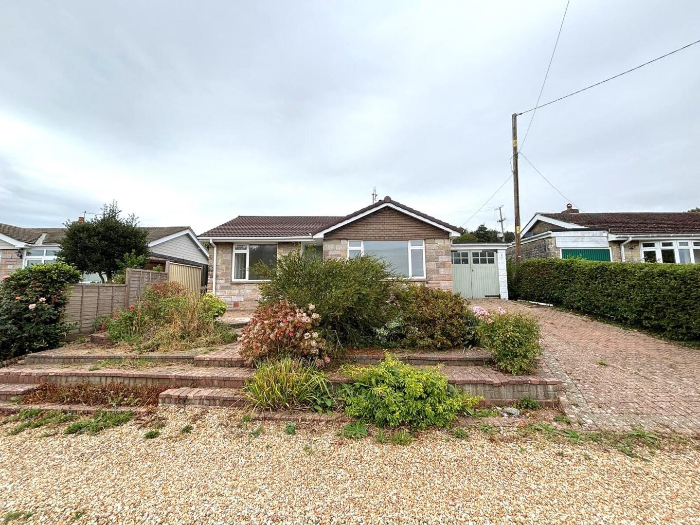 Upper Ash Drive, Whitwell, Ventnor — Red Squirrel Property Shop