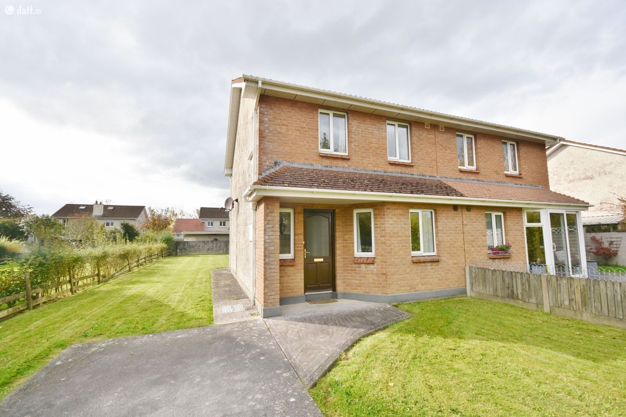 Semi detached House54 Lioscarrig Drive, Caherslee, Tralee, Co. Kerry — Daire McCann Property