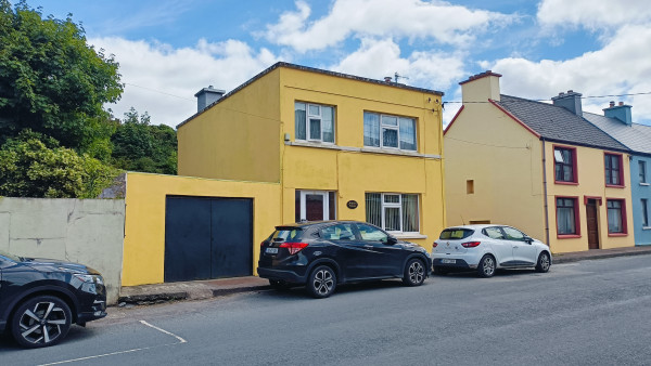 Ardline House New Street, Cahersiveen, Co. Kerry (V23WY04) — Fitzgerald & O'Connor D.A.C