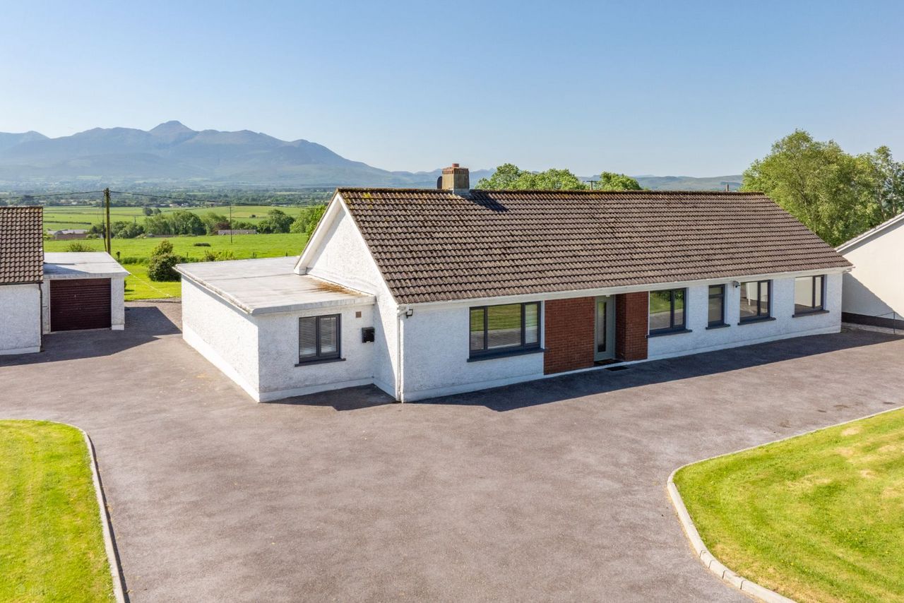 Killasser House,Dunmaniheen,Killorglin,Co. Kerry — Jim Burns and Company