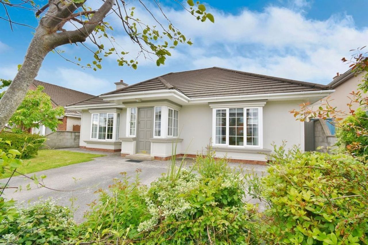 bungalow10 Blackrock, Monavalley, Tralee, Co. Kerry — Daire McCann Property