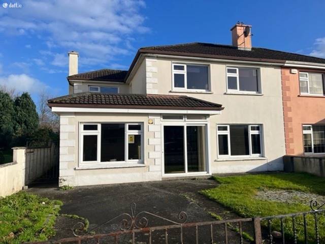 20 Cahermoneen, Tralee, Co. Kerry Semi-detached House — Ger Carmody Estates
